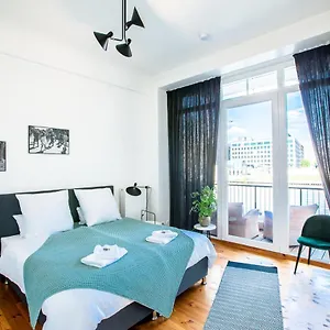  Apartment Family-friendly Waterfront Loft, 3 Bedrooms, 130 M2 Germany