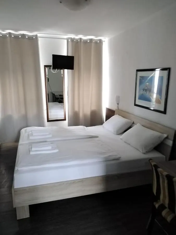 Hotel Berliner Hof Dusseldorf