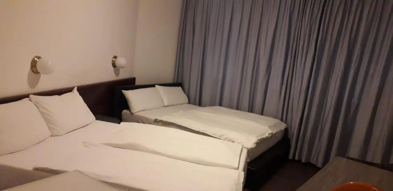 Hotel Berliner Hof Dusseldorf 3*,  Germany